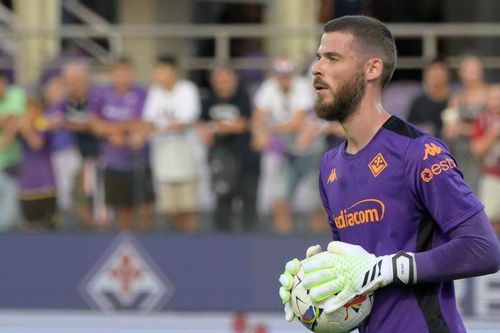 De Gea dự bị sau màn ra mắt thảm họa