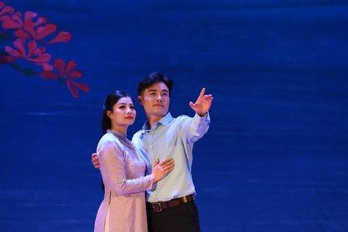 Nhà hát Chèo Hà Nội khai diễn vở mới 'Người hát Ả đào'