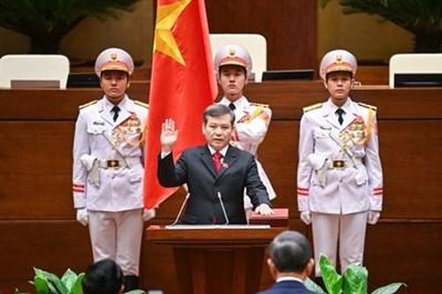 Đồng chí Lê Minh Trí được Quốc hội bầu giữ chức vụ Chánh án Tòa án nhân dân tối cao