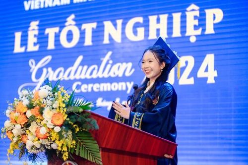 Nữ sinh Hải phòng là thủ khoa ngành Quản trị kinh doanh và Marketing với chương trình học 100% tiếng Anh
