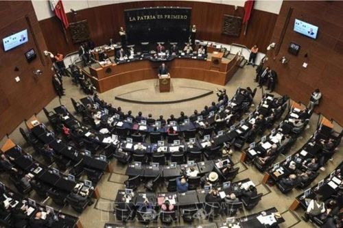 Mexico đóng cửa cơ quan nhà nước hoạt động không hiệu quả