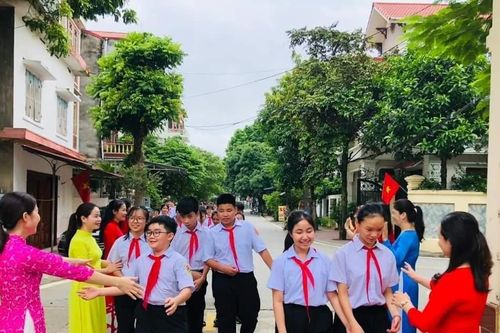 Học sinh Tuyên Quang nô nức tựu trường