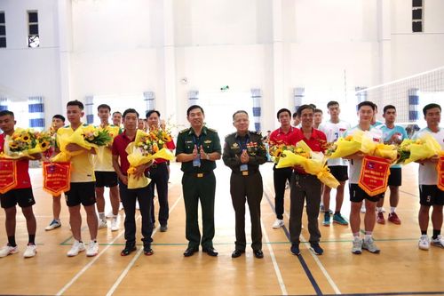 Giao lưu thể thao giữa các sĩ quan trẻ BĐBP Việt Nam và sĩ quan trẻ Lục quân, Hiến binh Campuchia