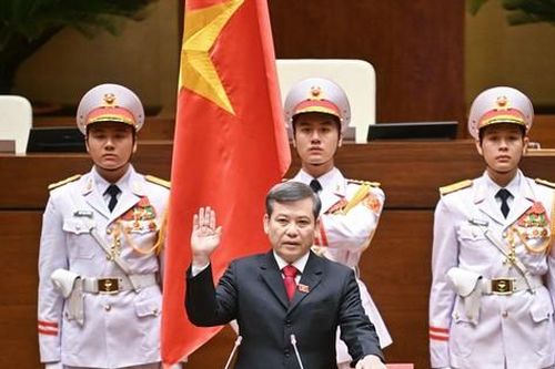 Tân Chánh án Tòa án nhân dân Tối cao Lê Minh Trí tuyên thệ nhậm chức