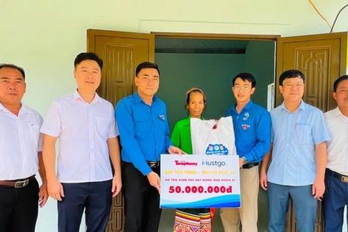 Đoàn Khối cơ quan tỉnh Nghệ An, Báo Tiền Phong khánh thành nhà nhân ái cho hộ nghèo