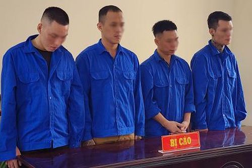 Cướp tài sản và bắt giữ người trái pháp luật, 4 đối tượng lĩnh án
