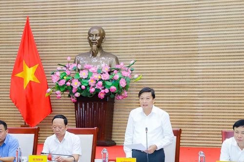 Tập trung triển khai Nghị quyết 137 của Quốc hội về bổ sung thí điểm một số cơ chế, chính sách đặc thù phát triển tỉnh Nghệ An