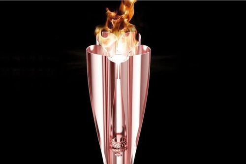 Paralympic 2024: Ngôi sao võ thuật Thành Long tham gia rước đuốc