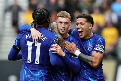 Chelsea đại thắng Wolves, Liverpool tiếp tục bay cao
