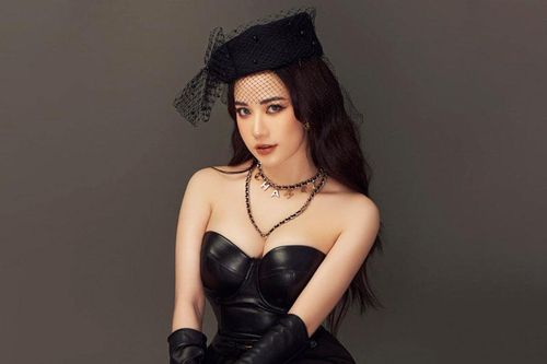 'Quên lối về' trước vẻ gợi cảm của hot girl Đà Nẵng