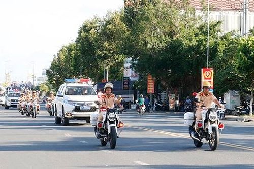 An Giang: Đồng loạt ra quân bảo đảm an toàn giao thông dịp Lễ Quốc khánh 2/9 và năm học mới