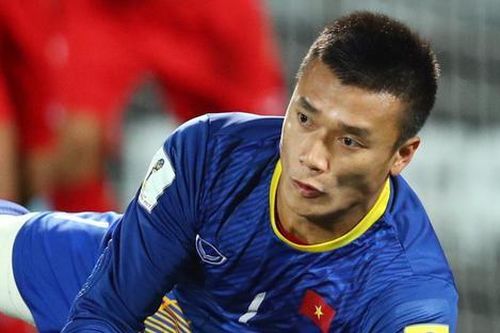 FIFA đăng về lứa thủ môn Bùi Tiến Dũng: Sau nỗi nhớ là nỗi buồn rất lớn