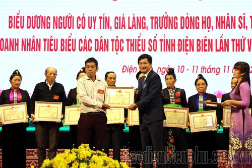 'Cầu nối' cấp ủy Đảng, chính quyền với Nhân dân