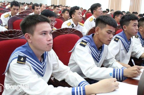 Trên 700 cán bộ, chiến sĩ tham dự tuyên truyền, phổ biến pháp luật năm 2024