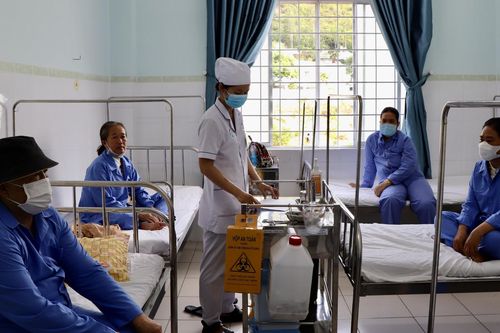 Bảo hiểm y tế - điểm tựa cho người yếu thế - Kỳ 1: 'Phao cứu sinh' của bệnh nhân nghèo