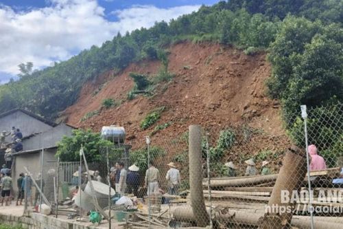 Sạt lở nhà dân tại xã Đoàn Kết, huyện Tràng Định gây thiệt hại nhiều tài sản