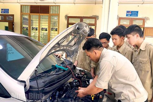 Chỉ thị số 37 gỡ nút thắt cho bài toán nguồn nhân lực chất lượng cao- (Kỳ I): Thiết kế chính sách tạo đòn bẩy cho hoạt động giáo dục nghề nghiệp
