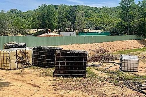 Bắt quả tang cơ sở tái chế gần 20.000 lít dầu nhớt các loại