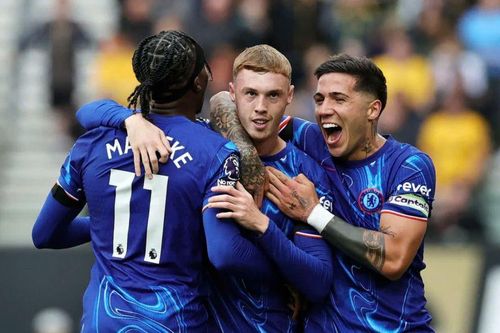 Chelsea chơi tennis trước Wolverhampton