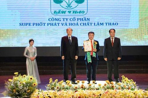 Công ty CP Supe Phốt phát và Hóa chất Lâm Thao nhận cú đúp giải thưởng tại 'Thương hiệu tiêu biểu châu Á - Thái Bình Dương 2024'