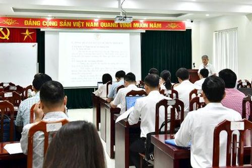 Bồi dưỡng kiến thức kiểm toán về quản lý, sử dụng đất đai và chương trình mục tiêu quốc gia
