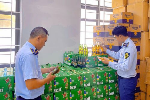 Phú Yên tạm giữ 2.800 chai bia nhãn hiệu Heineken và Corona không hóa đơn