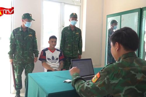 Bắt đối tượng nhập cảnh trái phép còn 'ôm' theo ma túy