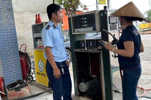 Phát hiện cây xăng gian lận đo lường