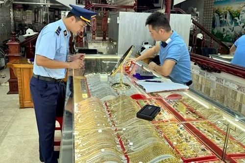 Khởi tố 15 vụ đối với 32 bị can có hành vi gian lận thương mại