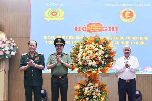 Phát huy phẩm chất 'Bộ đội Cụ Hồ' tham gia bảo vệ an ninh Tổ quốc