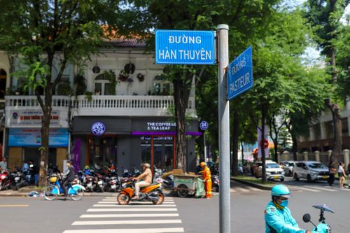 Starbucks Hàn Thuyên đóng cửa, giá thuê nhà phố TP.HCM đang quá cao?