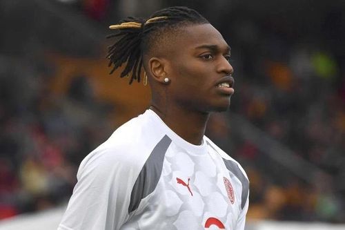 Leao bất mãn tại Milan