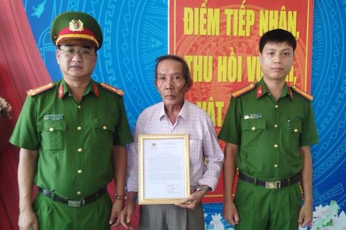 Đáng được khen