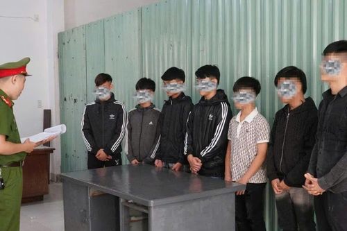Đà Nẵng: Tạm giam nhóm thanh thiếu niên dùng hung khí chém người trên phố