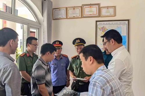 Công an Quảng Nam bắt tạm giam Phó Chánh Văn phòng UBND tỉnh Quảng Trị