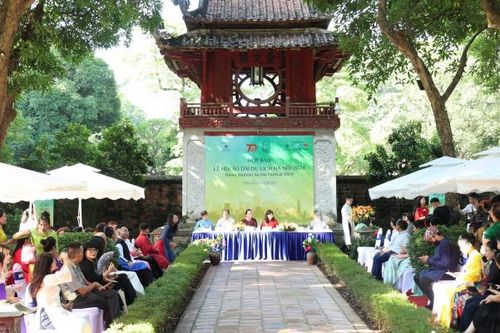 Nhiều hoạt động thú vị tại Lễ hội Áo dài Du lịch Hà Nội 2024