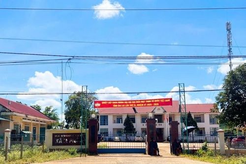 Một dân quân tự vệ tử vong do lựu đạn nổ khi đốt rác thải