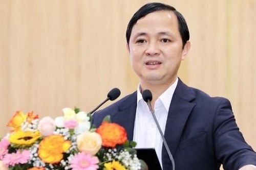 'Cần nhận diện các biểu hiện tiêu cực giữa người có chức, có quyền với doanh nghiệp'