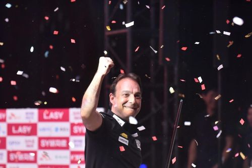 Cơ thủ Tây Ban Nha vô địch giải carom 3 băng tại Hà Nội, ẵm 1,9 tỷ đồng