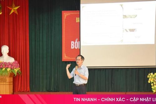 Huyện Lộc Hà bồi dưỡng kiến thức chính trị cho đội ngũ nhà giáo
