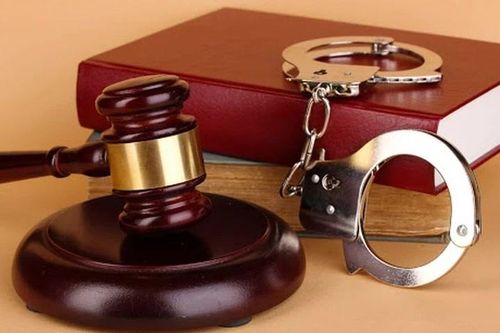 Hưng Yên: Khởi tố Bí thư, Chủ tịch UBND xã lừa đảo chiếm đoạt tài sản