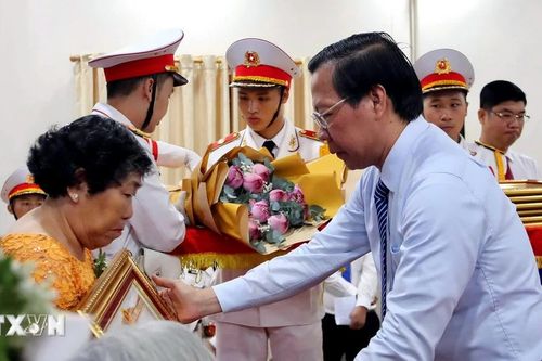 TP Hồ Chí Minh truy tặng danh hiệu Bà Mẹ Việt Nam Anh hùng cho 7 bà mẹ