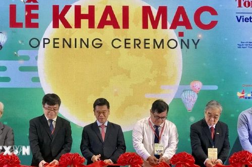 TP Hồ Chí Minh: Khai mạc Hội chợ triển lãm 'Tôn vinh hàng Việt năm 2024''