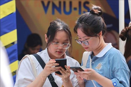 Tuyển sinh Đại học 2024: Thí sinh hoàn thành xác nhận nhập học trực tuyến trên Hệ thống