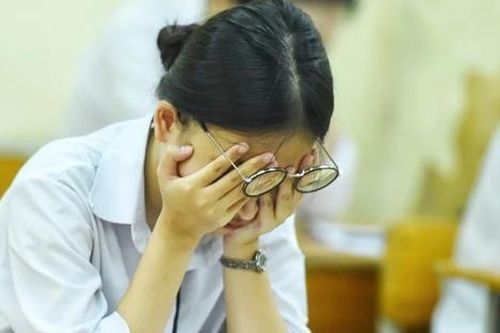 Con đỗ đại học Y nhưng mẹ muốn con đi xuất khẩu lao động và cuộc tranh luận không hồi kết