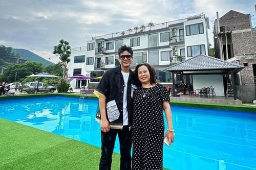 Cận cảnh cơ ngơi khủng của ca sĩ Quân A.P