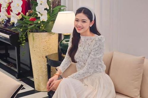 Á hậu Vbiz hai lần gặp thiệt hại lớn về tài sản