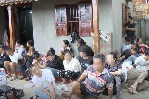 Triệt xóa sới với 41 con bạc đang sát phạt