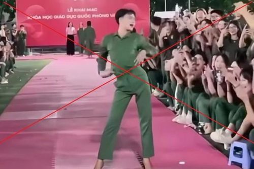 Không thể tùy tiện mặc trang phục thanh niên xung phong catwalk phản cảm