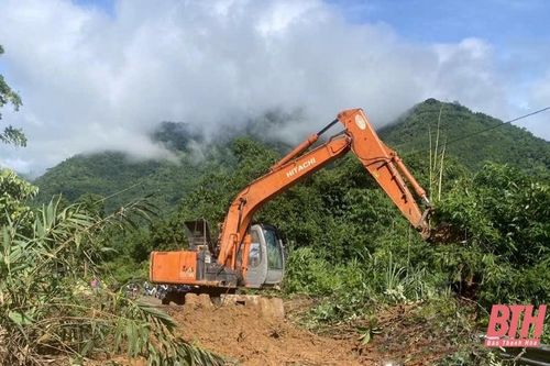 Tập trung khắc phục sự cố, đảm bảo giao thông trên các tuyến đường